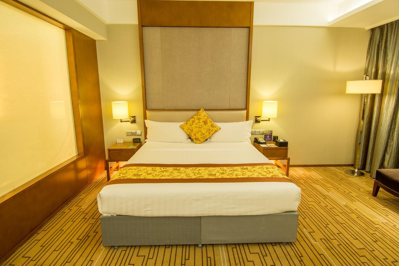 Shenyang Rayfont International Hotel Exterior photo