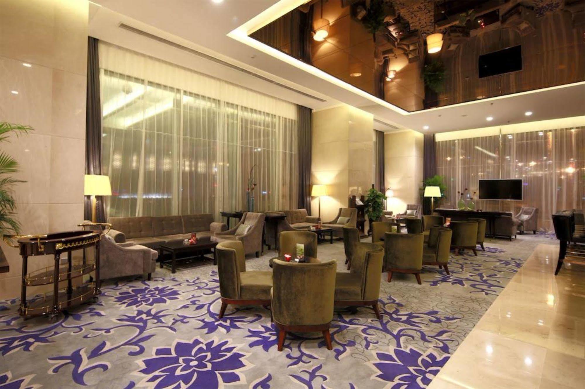 Shenyang Rayfont International Hotel Exterior photo